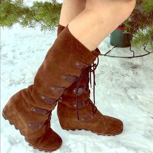 BEAUTIFUL Joan of Arctic Suede Boots by Sorel